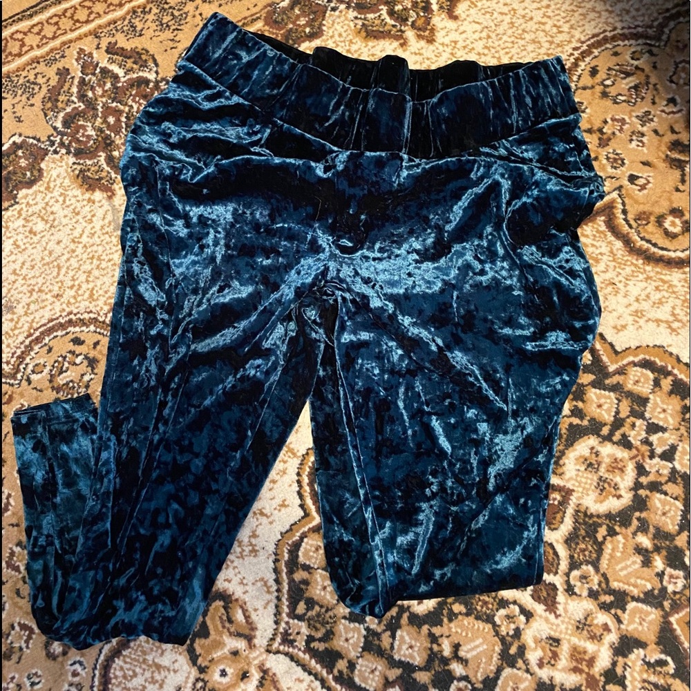 Velvet leggings
